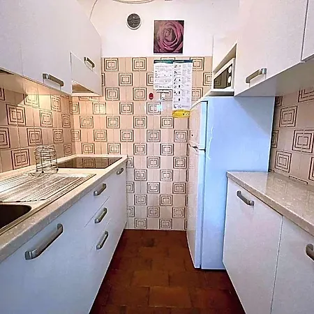 Apartmán Near The With Swimming Pool *